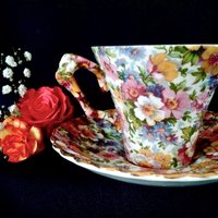 James Kent Chintz Teetasse & Untertasse Duo, Schöne Schrankware, Begehrtes "Du Barry' Muster, Festlichkeit Für Besondere Anlässe, Sammlerstück Chintz von HeritageTreasuresArt