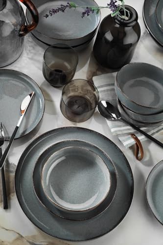 Elegant 16-Piece Dinner Set, Turquoise Porcelain | Includes 4 Service Plates (24cm), Dessert Plates (21cm), Plates (20cm), Bowls (15cm) | Dishwasher & Microwave Safe von Hermia Concept