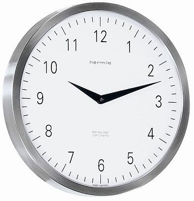 Hermle Moderne Wanduhr mit Funkwerk, Funkuhr, batteriebetrieben Metropolitan- 30466-000870 von Hermle