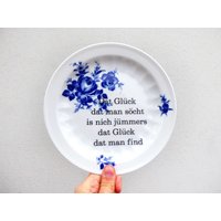 Wandteller Glück 19 cm Vintage Plattdeutsch Wanddeko Blau Blumen Herr Fuchs von HerrFuchs
