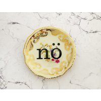 Wandteller Nö Typo 10 cm Vintage Blume Wanddeko Gold Herr Fuchs Mini Schnack Rosa von HerrFuchs