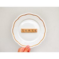 Wandteller Torte Vintage 19cm Wohnen Scrabble Deko Küche von HerrFuchs