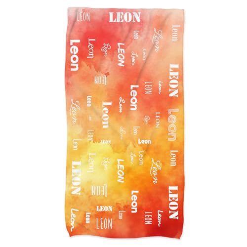 Herz & Heim® Handtuch personalisierbar mit Wunschname in Typografie Muster (Rot-Orange, M) von Herz & Heim