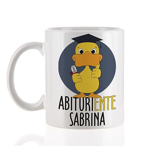 Herz & Heim® Kaffeetasse - Geschenk Abitur 2024 oder Schulabschluss - mit Namensaufdruck Abituriente von Herz & Heim