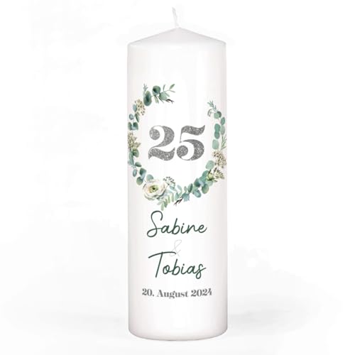 Herz & Heim® Kerze zur Silberhochzeit, 4 Motive mit Eukalyptus zur Wahl, personalisiert mit Namen & Datum (Motiv 1) von Herz & Heim
