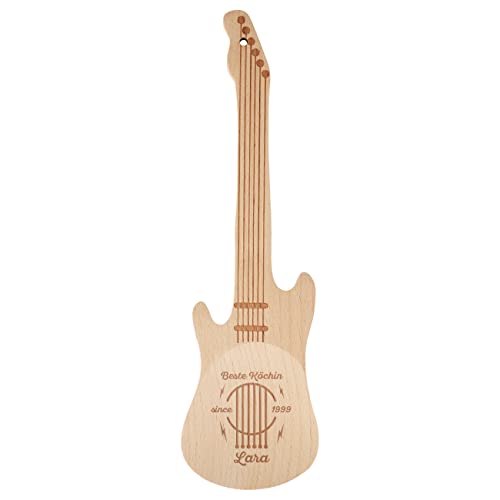 Herz & Heim® Salatlöffel aus Holz in E-Gitarren Form, mit Wunschname oder -text Wunschtext, Jahr und Name von Herz & Heim