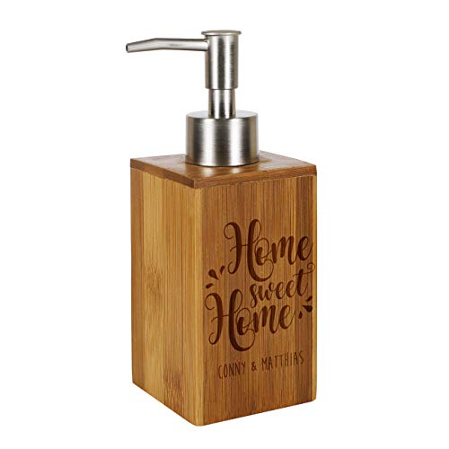 Herz & Heim® Seifenspender mit Gravur aus Bambusholz Hochzeitsgeschenk-Idee Home Sweet Home von Herz & Heim