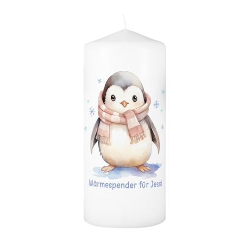 Herz & Heim® schöne Stumpenkerze mit Personalisierung zu Weihnachten (Pinguin) von Herz & Heim