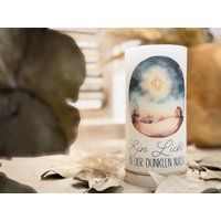 Weihnachtskerze "Licht Im Dunkel" Heilige Nacht Kerze Weihnachtsgeschenk Geschenk Advent Rustik Moderne Rustickerze Christliche Weihnachtskerze "Licht Im Dunkel" Heilige Nacht Kerze Weihnachtsgeschenk Geschenk Advent Rustik Moderne Rustickerze Christliche von HerzLichtMomente