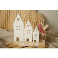 Raysin Deko Häuser Aus Auf Holzleiste Set Geschenk Zum Einzug Dekoration Für Dein Zuhause Häuserleiste von HerzallerliebstByS