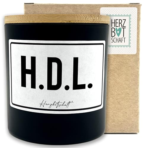 HERZBOTSCHAFT Duftkerze mit Spruch – H.D.L. - Hab dich lieb – Geschenk für Mama, Muttertag, handgemachte Sojakerze im Glas, nachhaltig, optional mit personalisiertem Bambusdeckel HERZBOTSCHAFT Duftkerze mit Spruch – H.D.L. - Hab dich lieb – Geschenk für Mama, Muttertag, handgemachte Sojakerze im Glas, nachhaltig, optional mit personalisiertem Bambusdeckel von Herzbotschaft