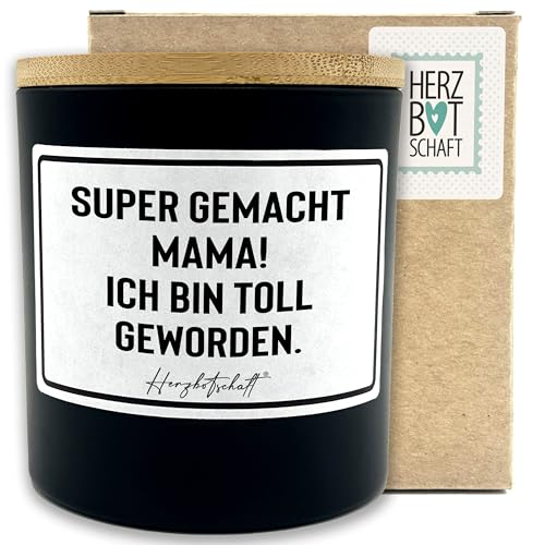 HERZBOTSCHAFT Duftkerze mit Spruch – Super gemacht Mama! Ich bin toll geworden. – Geschenk für Mama, Muttertag, handgemachte Sojakerze im Glas, nachhaltig, optional mit personalisiertem Bambusdeckel HERZBOTSCHAFT Duftkerze mit Spruch – Super gemacht Mama! Ich bin toll geworden. – Geschenk für Mama, Muttertag, handgemachte Sojakerze im Glas, nachhaltig, optional mit personalisiertem Bambusdeckel von Herzbotschaft