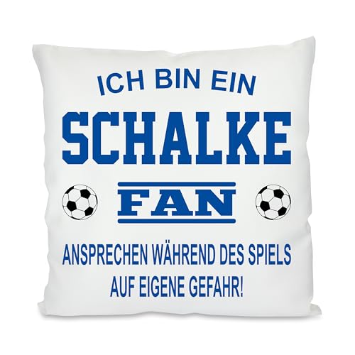 Herzbotschaft Fussball Kissen | Ich Bin EIN Schalke Fan - Ansprechen während des Spiels auf eigene Gefahr | Dekokissen für Fußballfans | Hülle und Füllung | 40cm x 40cm | versteckter Reisverschluss Herzbotschaft Fussball Kissen | Ich Bin EIN Schalke Fan - Ansprechen während des Spiels auf eigene Gefahr | Dekokissen für Fußballfans | Hülle und Füllung | 40cm x 40cm | versteckter Reisverschluss von Herzbotschaft