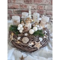 Adventskranz D40cm Weiß Adventskränze Weihnachtskränze Kerzen Kranz Beleuchtet Weihnachten Engel von Herzflair