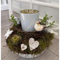 Tischgesteck 25cm Mooskranz Sommergesteck Gesteck Herz Windlicht Teelicht Moos Sukkulenten Vogel Muttertag Geschenk Taufe Hochzeit von Herzflair