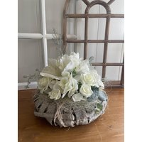 Tischgesteck 30cm Amaryllis Schaumrosen Hortensien Weihnachten Dauerhaft Haltbar Grabschmuck Grabgesteck von Herzflair