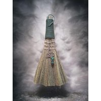 Hexenbesen Triquetra Grüner Aventurin von Hexenwerke888