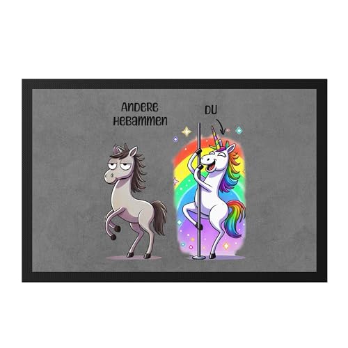 Hey!Print Andere Hebammen Du Fußmatte Geschenk Hebamme Einhorn Regenbogen Geburt lustig witzig Humor Baby Team Kollegin Arbeit Hey!Print Andere Hebammen Du Fußmatte Geschenk Hebamme Einhorn Regenbogen Geburt lustig witzig Humor Baby Team Kollegin Arbeit von Hey!Print