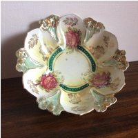 Vintage Blumenschale, Kleine Dekorative Schale, Schöne Antike Schale Mit Schönem Blumenrosendesign Und Viel Golddetail Ipf Germany Vintage Blumenschale, Kleine Dekorative Schale, Schöne Antike Schale Mit Schönem Blumenrosendesign Und Viel Golddetail Ipf Germany von HeyMaker