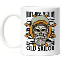 Don't Mess With An Old Sailor Tasse Segler Geschenk Papa Vater Segelboot Katamaran von HeyPrintDesigns