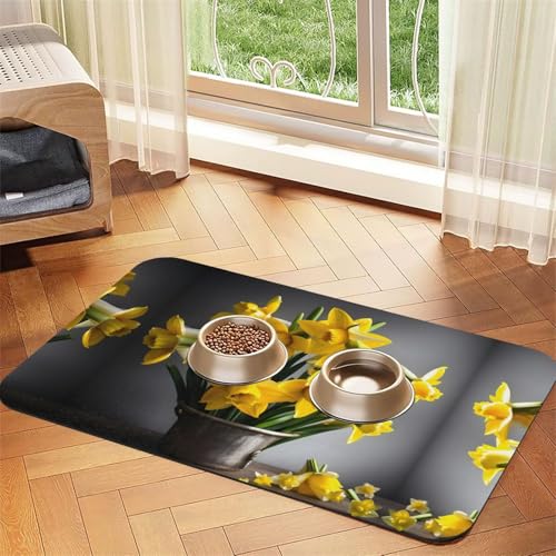 Saugfähige Tischdecke für Haustiere, Motiv: Strauß Narzissen, spezielles Pad für Futternäpfe, rollbar zur Aufbewahrung, ideal für Futternäpfe von Hhwwtye