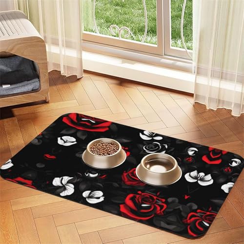 Saugfähige Tischdecke mit schwarz-weißen und roten Rosen, spezielles Pad für Futternäpfe, rollbar zur Aufbewahrung, ideal für Futternäpfe Saugfähige Tischdecke mit schwarz-weißen und roten Rosen, spezielles Pad für Futternäpfe, rollbar zur Aufbewahrung, ideal für Futternäpfe von Hhwwtye