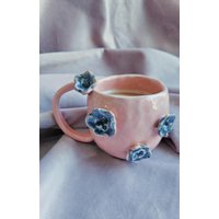 Blumenzauber Tasse Handgefertigte Keramik Kaffeebecher Teetasse. Blumen Trinktasse. Geschenkidee. Tasse. Drinkwater. Geschirr. Geburtstag von HiTheretheShop