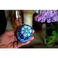 Punkt-Kunstwerk-Blaue Mandala Faberge-Ei Mantelkunst, Gemalter Stein-Kunst Der Aborigines Punktierung Stein-Dekor, Kaffeetisch-Haus Akzent Dekorative Punkt-Kunstwerk-Blaue Mandala Faberge-Ei Mantelkunst, Gemalter Stein-Kunst Der Aborigines Punktierung Stein-Dekor, Kaffeetisch-Haus Akzent Dekorative von HickoryDickoryDots