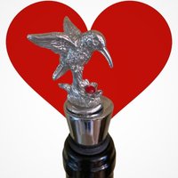 Kolibri Weinflaschenstopper. Die Zinnfigur Ist Mit Feinstem Schmuck Grade Zinn Gegossen. Gegossen Und Hergestellt in Texas Kolibri Weinflaschenstopper. Die Zinnfigur Ist Mit Feinstem Schmuck Grade Zinn Gegossen. Gegossen Und Hergestellt in Texas von Hidehideho