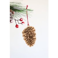 Tannenzapfen Weihnachtsschmuck | Handgemachte Tannenbaum Ornament Aus Holz von HighlandRidgeRustics