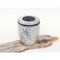 Dose Aus Raku Keramik Dose Aus Raku Keramik von HildegardSchemehl