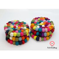 Filzkugel-Untersetzer, 6Er-Set Untersetzer, Regenbogen-Untersetzer, 6 Einweihungsparty, Geschenk Für Neues Zuhause. 100 % Schurwolle von HimaliHandicraft