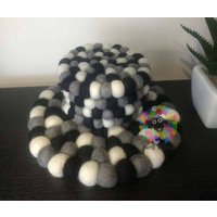 Filzkugel Untersetzer Und Set. 100% Wolle von HimaliHandicraft