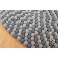 Runde Filzkugel Teppiche. Doppelt Grau/Spielteppich Kinderteppich Kinderteppich. Handgemachter Nepal Teppich Aus 100 % Wolle | Kostenloser Versand von HimaliHandicraft