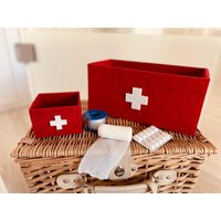 2Er Set Medizin-Box/Medikamentenaufbewahrung in Rot Meliert von HinterhofAmbiente