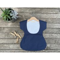 Klammerkleid Linda Dunkelblau Mit Weißen Pünktchen von HinterhofAmbiente