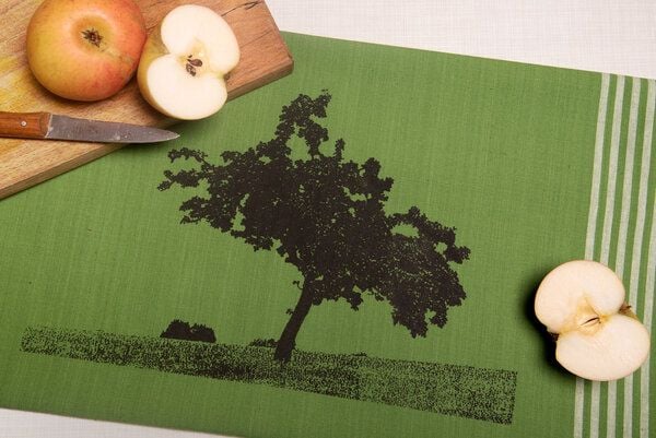 Hirschkind Bio & Fair-Trade-Geschirrtuch "Apfelbaum" Hirschkind Bio & Fair-Trade-Geschirrtuch "Apfelbaum" von Hirschkind