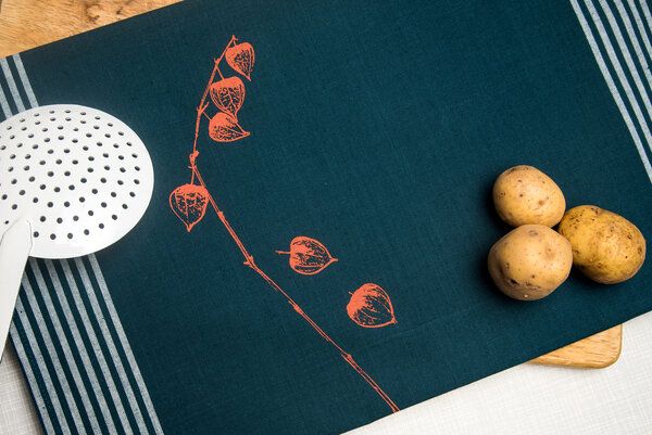 Hirschkind Bio & Fair-Trade-Geschirrtuch "Physalis" petrol von Hirschkind