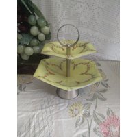 Ausgefallene Emaille Etagere, Emaillierte Cookie-ständer, Ringschale, Ddr Emaille, Gdr, 60Er Jahre, Mcm, Midcentury Vintage Etagere, Mcm von Historyprops