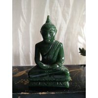 Nephrit Jade Thai Buddha, Buddha Aus Thailand, Smaragdbuddha, Echt Jade, Handgeschliffen, Vintage von Historyprops