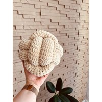 strickkissen /Knotenkissen Handgemachte Kissen Wohnzimmer/ Kinderzimmer/ Dekoration/Schlafzimmer/ Bohostyle/Dekoration Dekokissen von Hobbytraumdesing