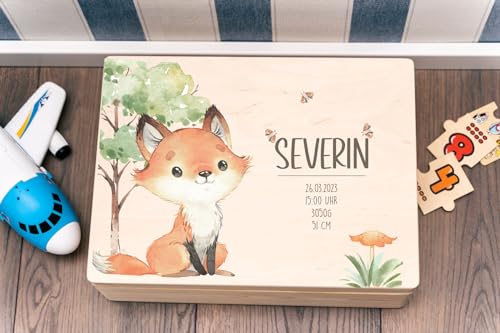 Hochzeitideal - Personalisierte Erinnerungskiste | Holzkiste Woodland_FUCHS | Aufbewahrungskiste | Geschenk Geburt | Erinnerungsbox Baby Taufe (XL (40x30x22)) von Hochzeitideal