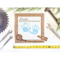 Vatertag Handabdruck Schild | Geschenkset Vatertagskarte Hands Down Vatertagsschild Vatertagsgeschenk Für Opa von HodgeMill