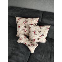 Kissenhülle Mit Rentieren Für Die Weihnachtszeit in 4040 Und 4545 Reißverschluss Passender Leseknochen Kissenhülle Mit Rentieren Für Die Weihnachtszeit in 4040 Und 4545 Reißverschluss Passender Leseknochen von HoelzchenUStoeffchen