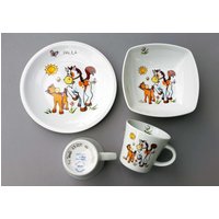 Kindergeschirr 3-Teilig Pferde Comic Wunschname | Frühstücksteller Becher Suppenteller Geschenk Personalisiert von HoeschPorzellan
