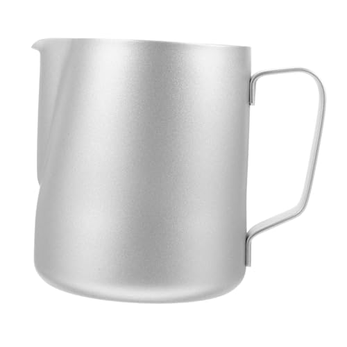Holibanna Milchaufschäumer Kännchen Milchaufschäumkännchen mit Messskala für Latte Art Cappuccino Kaffeezubereitung Langlebig und Sicher für und Kaffeeliebhaber Holibanna Milchaufschäumer Kännchen Milchaufschäumkännchen mit Messskala für Latte Art Cappuccino Kaffeezubereitung Langlebig und Sicher für und Kaffeeliebhaber von Holibanna