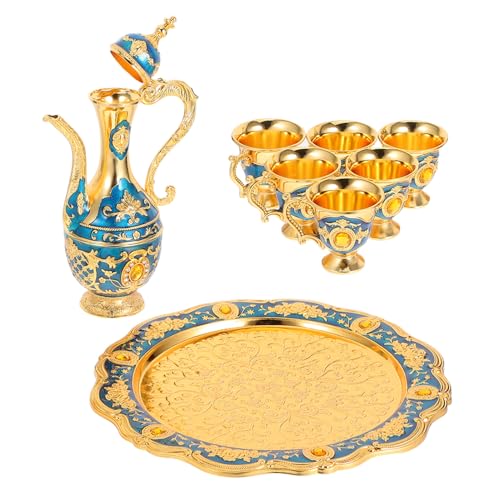 Holibanna Vintage Metall Geprägtes Königliches Weinkelch set mit Tablett Retro Verzierte Weingläser aus Robustem Metall Inklusive Karaffe für Stilvolle Partys und Hochzeitsdekoration von Holibanna