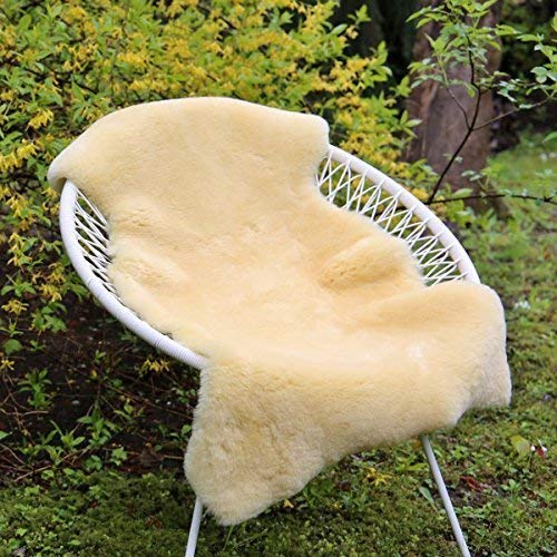 Hollert German Leather Fashion Lammfell Gelb - 2. Wahl Merino Schaffell Baby Bett Sitzunterlage waschbar Größe 90-100 von Hollert