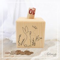 Personalisierte Spardose Hase Schmetterling - Für Mädchen & Jungs Perfektes Geschenk Einzigartige Kinder-Spardose Aus Holz von HolliWoodKids