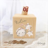 Personalisierte Spardose Mond Und Sterne - Für Mädchen & Jungs Perfektes Geschenk Einzigartige Kinder-Spardose Aus Holz Personalisierte Spardose Mond Und Sterne - Für Mädchen & Jungs Perfektes Geschenk Einzigartige Kinder-Spardose Aus Holz von HolliWoodKids